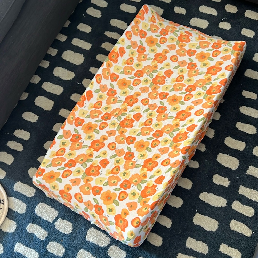 Poppies changing sheet cover